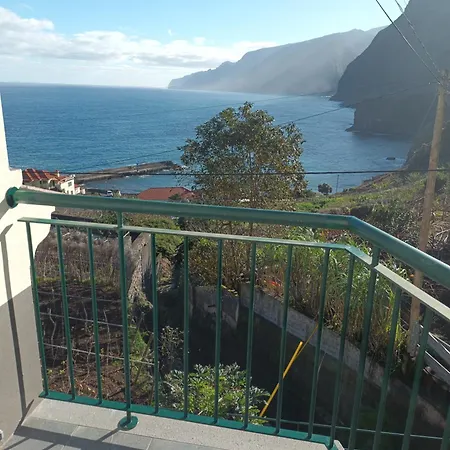 Daire Sunrise Bay - Modern Flat With Stunning Views Seixal (Madeira)