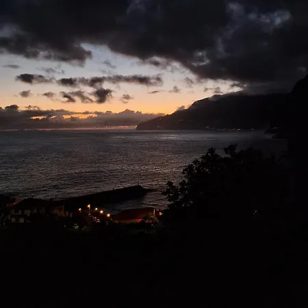 Sunrise Bay - Modern Flat With Stunning Views *