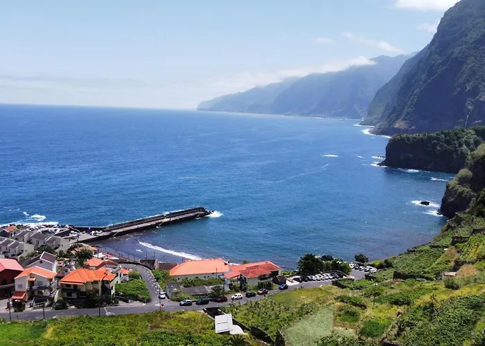 Sunrise Bay - Modern Flat With Stunning Views Lejlighed