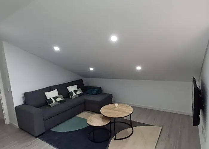 Sunrise Bay - Modern Flat With Stunning Views *